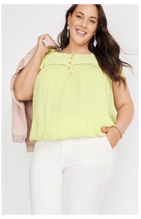 Model wearing maurices clothing.