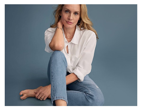 Model wearing maurices clothing.