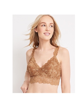 Model wearing maurices clothing.
