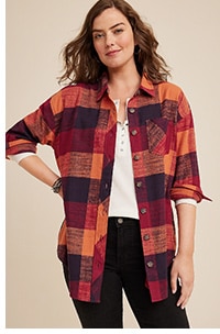 Model wearing maurices clothing.