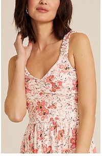 Model wearing maurices clothing.