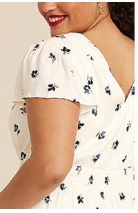 Model wearing maurices clothing.