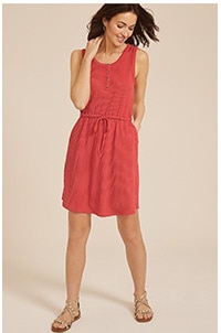 Model wearing maurices clothing.