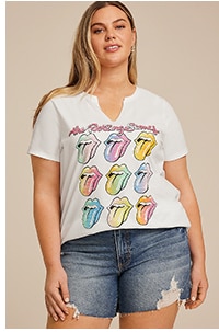 Model wearing maurices clothing.