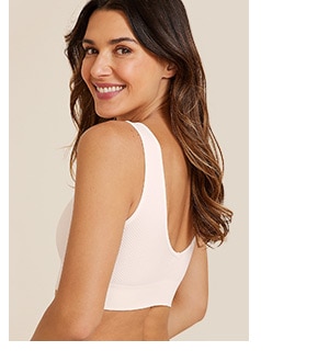 Model wearing maurices clothing.