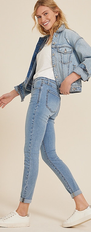 Model wearing maurices clothing.