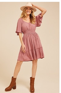 Model wearing maurices clothing.